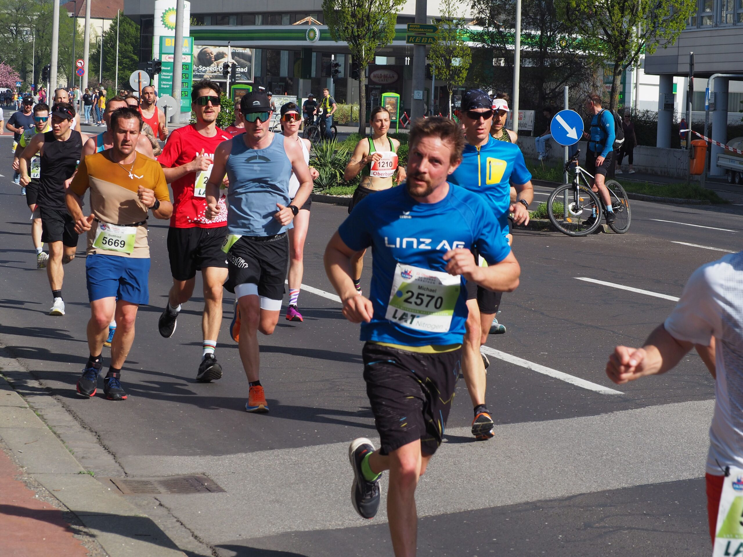 OLYMPUS DIGITAL CAMERA